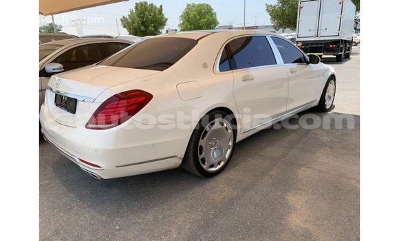Buy Import Mercedes-Benz 190 (W201) White Car in Import - Dubai in Anse-la-Raye Buy Import Mercedes-Benz 190 (W201) White Car in Import - Dubai in Anse-la-Raye