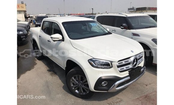 Buy Import Mercedes-Benz 250 White Car in Import - Dubai in Anse-la-Raye Buy Import Mercedes-Benz 250 White Car in Import - Dubai in Anse-la-Raye