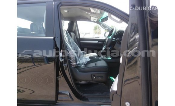 Buy Import Toyota Hilux Black Car in Import - Dubai in Anse-la-Raye Buy Import Toyota Hilux Black Car in Import - Dubai in Anse-la-Raye