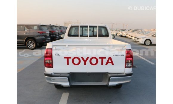 Buy Import Toyota Hilux White Car in Import - Dubai in Anse-la-Raye Buy Import Toyota Hilux White Car in Import - Dubai in Anse-la-Raye
