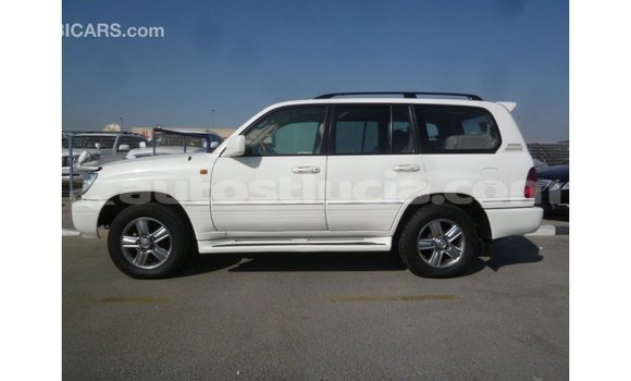 Buy Import Toyota Land Cruiser White Car in Import - Dubai in Anse-la-Raye Buy Import Toyota Land Cruiser White Car in Import - Dubai in Anse-la-Raye