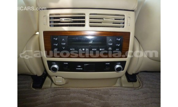 Buy Import Toyota Land Cruiser Black Car in Import - Dubai in Anse-la-Raye Buy Import Toyota Land Cruiser Black Car in Import - Dubai in Anse-la-Raye