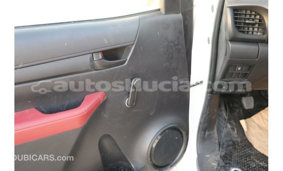 Buy Import Toyota Hilux White Car in Import - Dubai in Anse-la-Raye Buy Import Toyota Hilux White Car in Import - Dubai in Anse-la-Raye