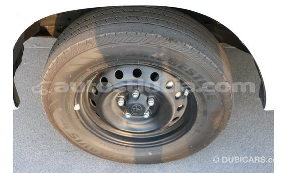 Buy Import Toyota Hilux White Car in Import - Dubai in Anse-la-Raye Buy Import Toyota Hilux White Car in Import - Dubai in Anse-la-Raye