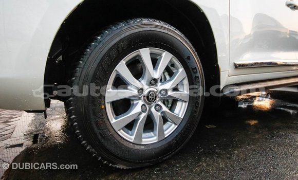 Buy Import Toyota Land Cruiser White Car in Import - Dubai in Anse-la-Raye Buy Import Toyota Land Cruiser White Car in Import - Dubai in Anse-la-Raye