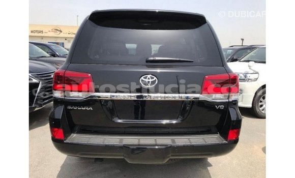 Acheter Import Voiture Toyota Land Cruiser Noir à Import - Dubai, Anse-la-Raye Acheter Import Voiture Toyota Land Cruiser Noir à Import - Dubai, Anse-la-Raye