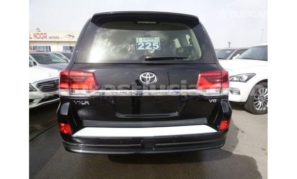 Acheter Import Voiture Toyota Land Cruiser Noir à Import - Dubai, Anse-la-Raye Acheter Import Voiture Toyota Land Cruiser Noir à Import - Dubai, Anse-la-Raye